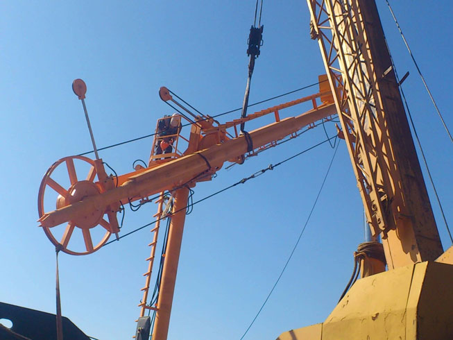 بازوی بارگیری دریایی نفتا