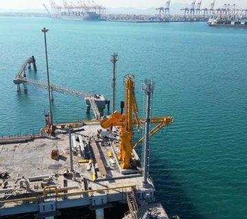 بازوهای بارگیری دریای شهید رجایی