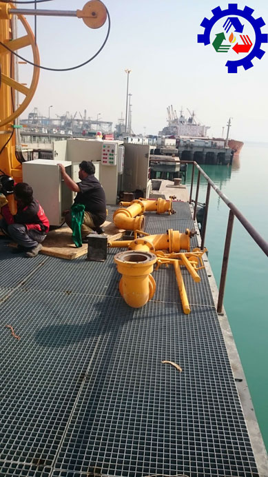 لودینگ آرم دریایی بندر امام خمینی