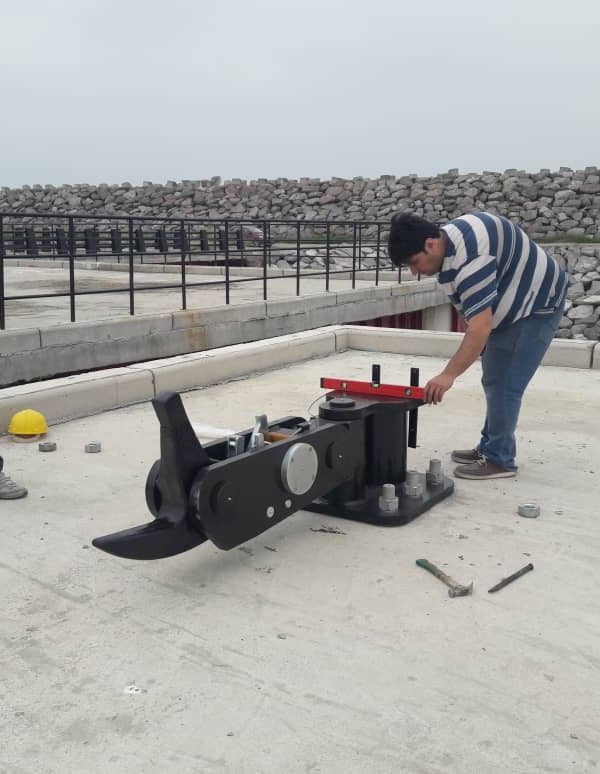 Quick release hook بندر انزلی