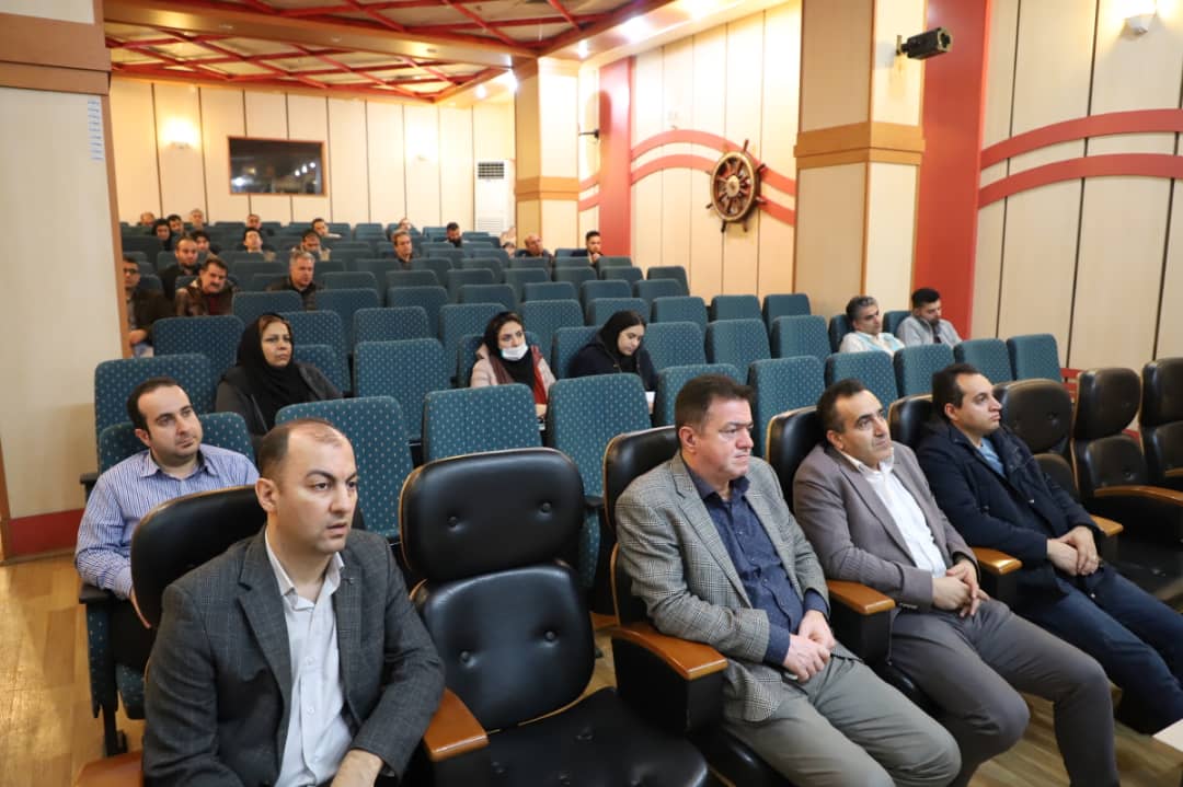 سمینار-تجهیزات-اسکله-های-نفتی-و-سیستم-اعلام-و-اطفای-حریق